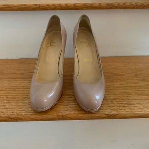 Christian Louboutin Nude Simple Pumps